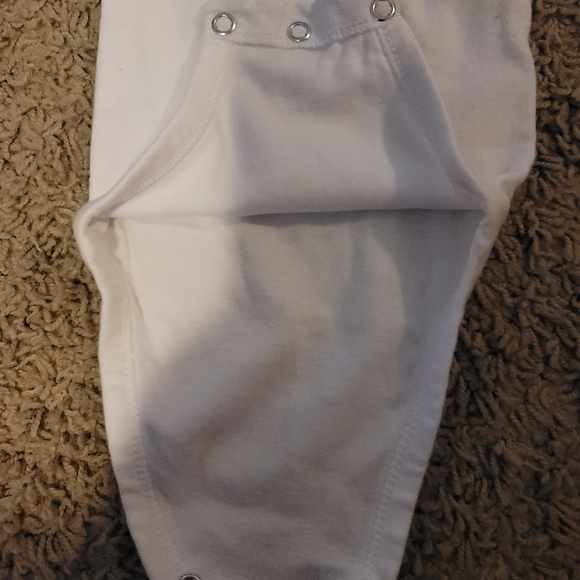 Onsie - Picture 3 of 4